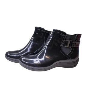 Clarks Privo City Ride Black Patent Leather Ankle Boot Booties Rain 9M